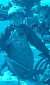 James eating at the end of his 1st lap. Same strange blue tint on the camera settings. Oh well.